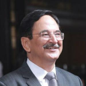 Dr Prakash Keswani
